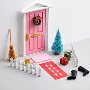 3 fairy doors .